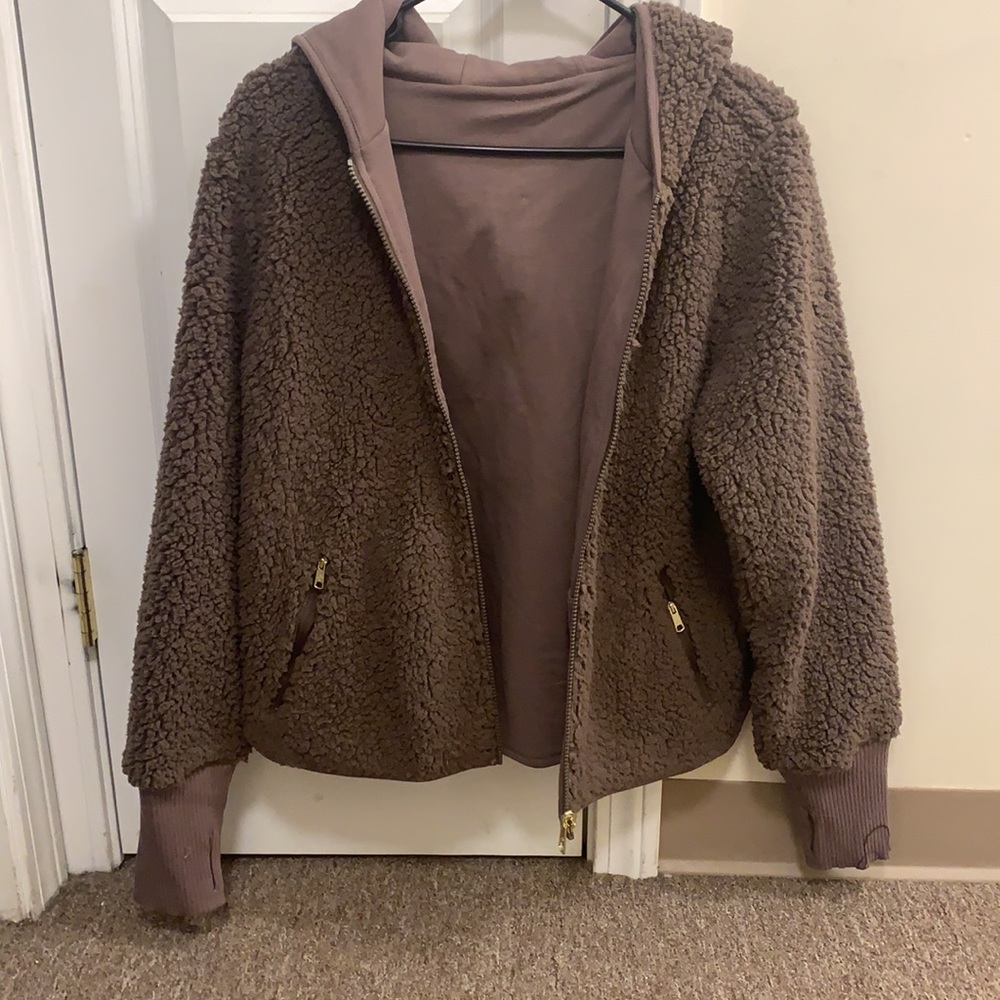 Reversible sherpa sweatshirt
